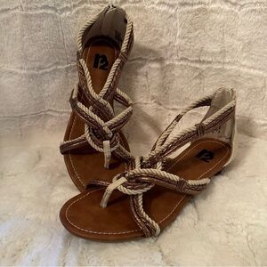 R2 Bronze Cream Rope Zip Back Sandals Size 7.5 Gladiator Style Strappy NEW